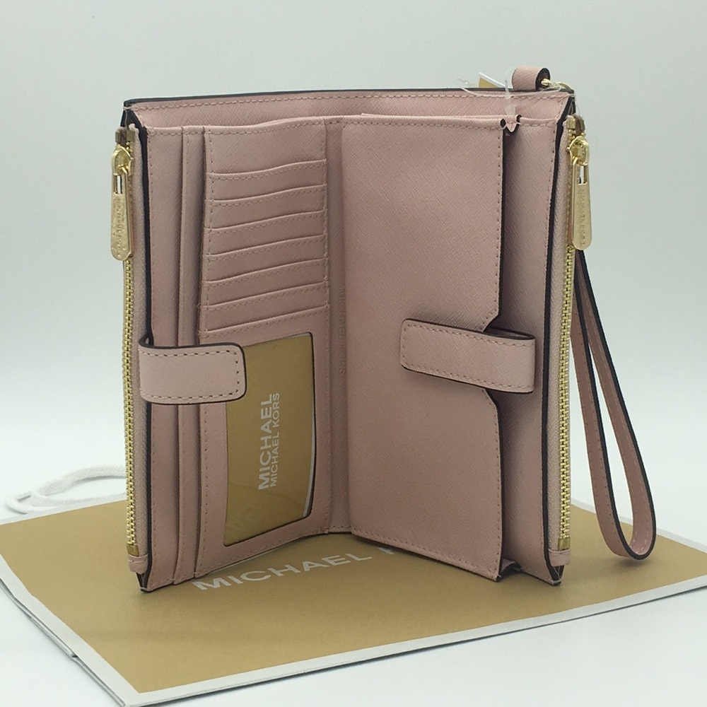 MICHAEL KORS LG DOUBLE ZIP WRISTLET POWDER BLUSH - Picture 6 of 11